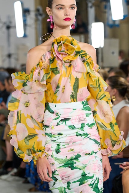 Blooms as far as the eye can see in Carolina Herrera's spring collection 23.