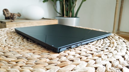 HDMI 2.1 et deux Thunderbolt 4.
