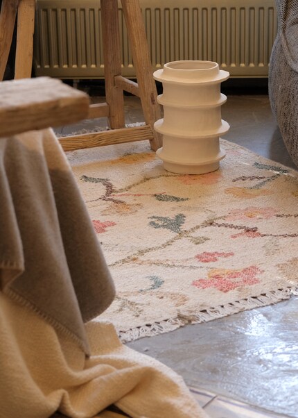 Katharina's favourite, however, is the rug « Flora».