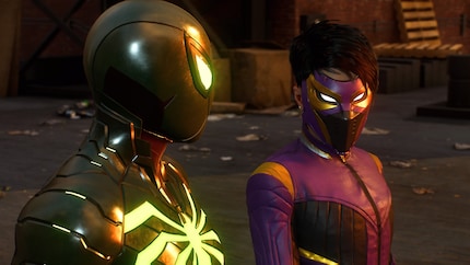 Spider-Man è sulle tracce di una setta insieme a Wraith.