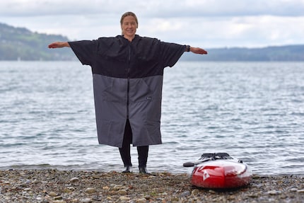 Large and warm: the poncho is ideal for changing after paddling or swimming.