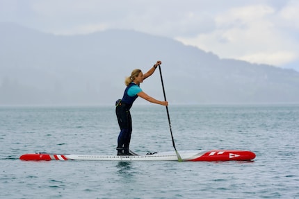 The Prolimit SUP Neo Long John is flexible and does not restrict movement in the shoulders and back.
