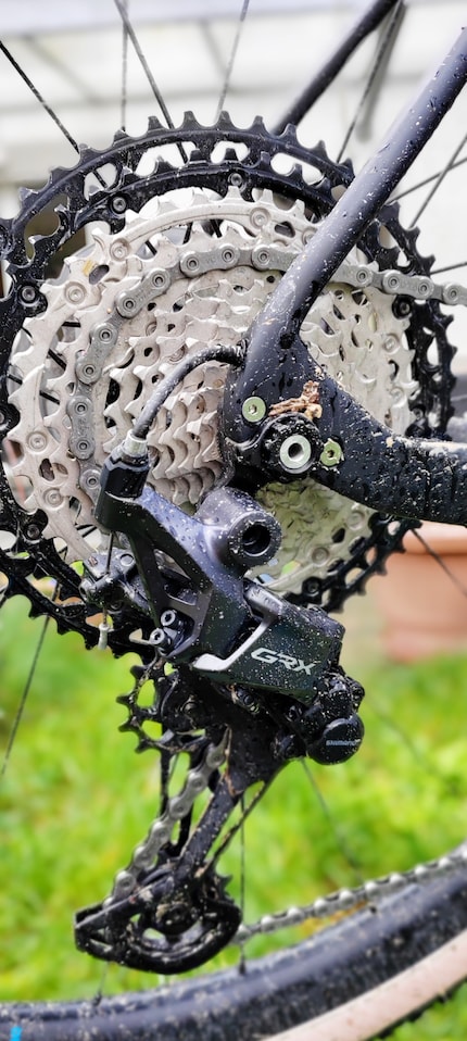 Das Schaltwerk und die Kassette der Shimano GRX RX820 mit 10-51 Zähnen.