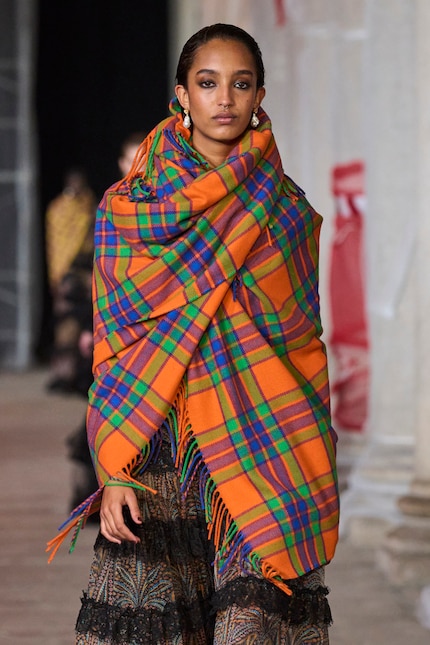 … or knotted crosswise as seen by Etro.