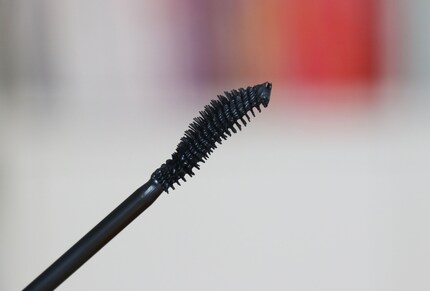La brosse du mascara « Lash Princess Volume » d’Essence est excellente.