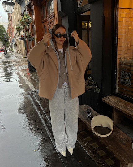 Despite the layering, this look doesn't stink.