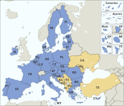 Die Idee ist, dass die E-ID auch im Ausland akzeptiert wird. Die blau eingefärbten Staaten sind EU-Mitglieder, die gelben potenzielle EU-Bewerber.