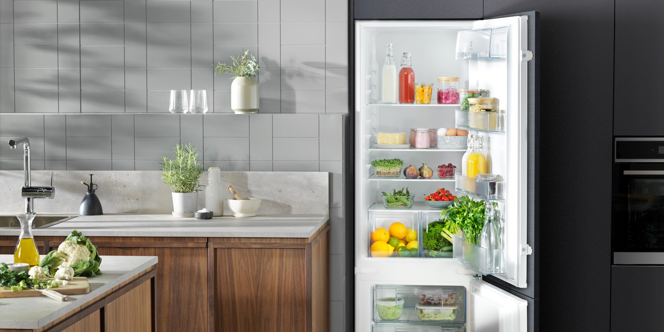 Buy Electrolux refrigerators now Galaxus