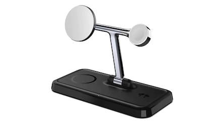HyperJuice ha quattro punti di ricarica wireless.