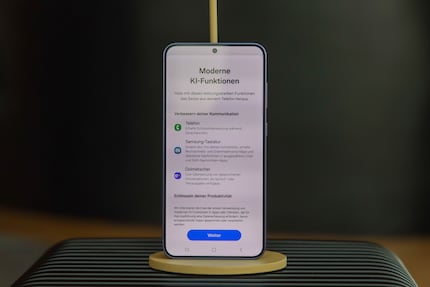 Per le funzioni AI è necessario un account Samsung.