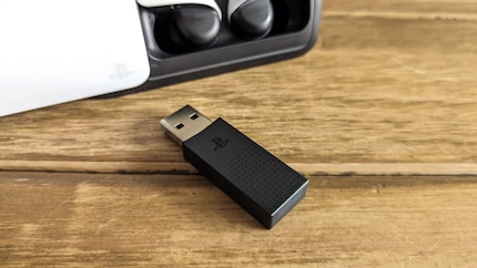 L'adaptateur USB Playstation Link peut être utilisé avec la PS5, le PC et le Mac.