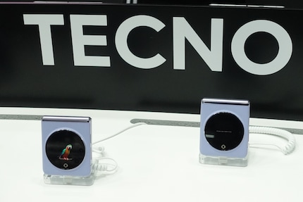 Le Phantom 5 en violet flamboyant - malheureusement, il ne sera en Europe que pour le MWC.