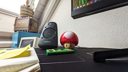 Mi sento perso senza il mio blocco per appunti. Dietro c'è il mio angolo della ricompensa. Quando concludo qualcosa, premo il fungo, che emette un suono e si illumina come quello di Mario.