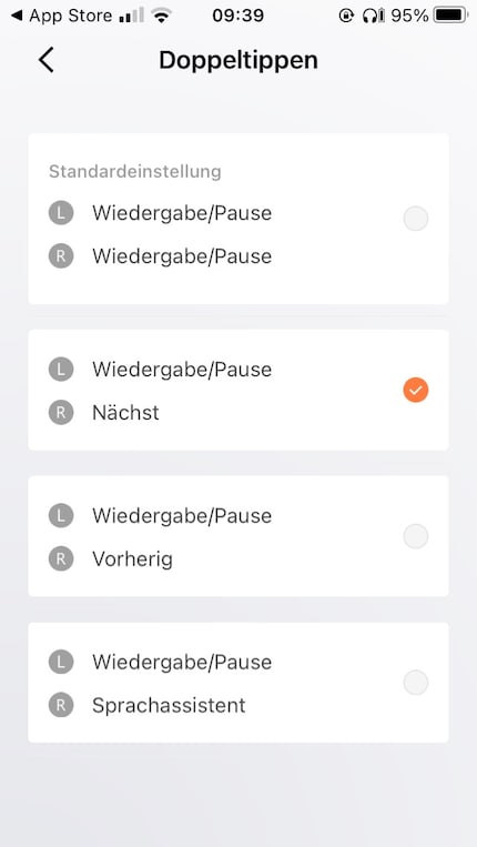 You can customise the touchpads according to your preferences.