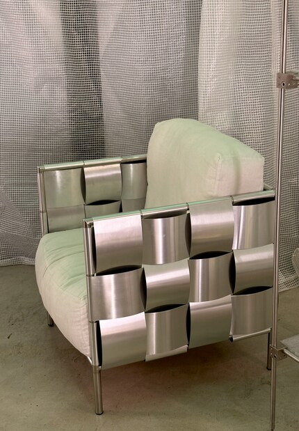 «Braid Chair» von Monika Szyca-Thomas | Edelstahl