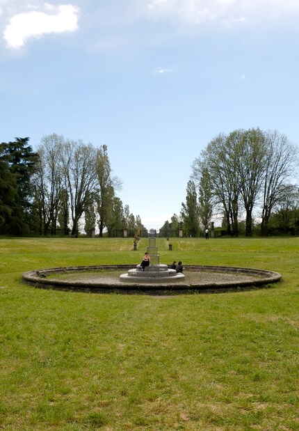 «Another Fountain» von Swedsih Girls | Edelstahl