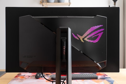 A l'arrière, le logo de la marque s'allume sur le Custom Heatsink - mais il peut être désactivé.