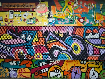 Excellent in terms of colour and detail.