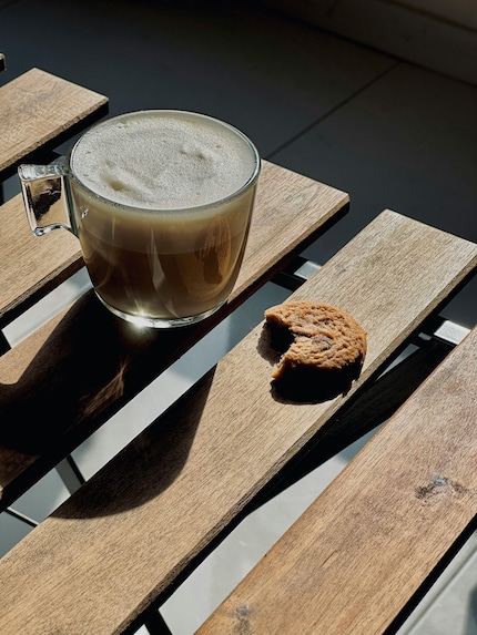 So sieht Glück aus: ein richtiger Kaffee, voller Koffein!