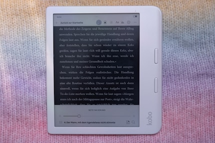 Le mode sombre ne fonctionne que dans un livre électronique. Les réglages et autres applications ne sont pas inclus. 