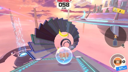 Odio «Super Monkey Ball: Banana Rumble» per livelli come questi, in cui sia i controlli sia la telecamera scioperano.