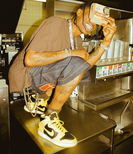 Le rappeur Travis Scott est l'une des rares personnes à posséder la basket originale du Wu-Tang.