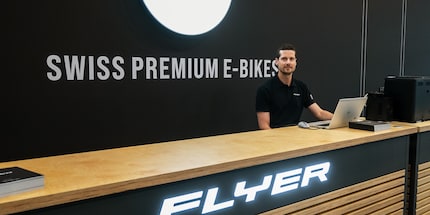 Il responsabile marketing Marco Alessandri allo stand Flyer all'Eurobike di quest'anno a Francoforte.