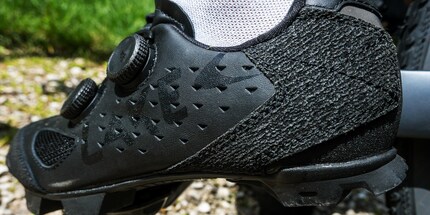 Wearing the MX238X from Lake Cycling, my heel feels like it’s slipping out of the shoe.