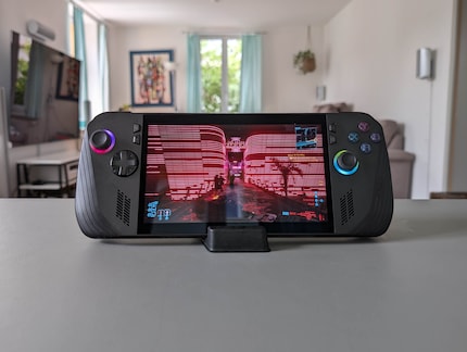La batterie est à plat au bout de 70 minutes seulement en jouant à « Cyberpunk 2077 » à pleine puissance.