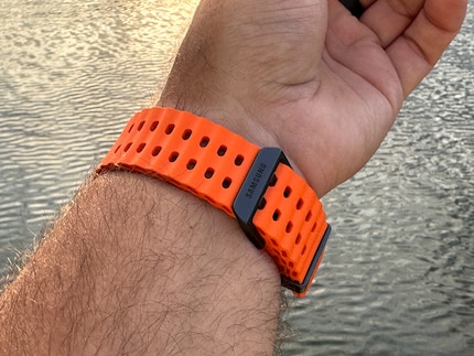 Le bracelet est confortable et agréable, même par des températures estivales.