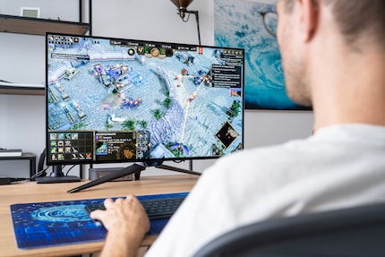 Le PG32UCDP est l’un de mes moniteurs préférés, en particulier pour le gaming.