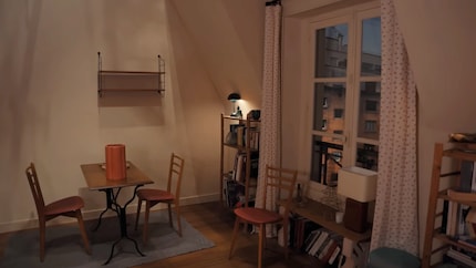 There’s a lot of wood in Emily’s apartment, making it look particularly warm and inviting.