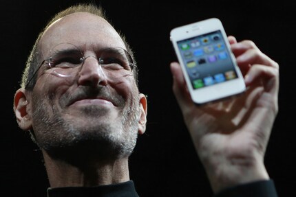 Sono passati più di 14 anni da quando Steve Jobs presentò l'iPhone 4. Mi sento improvvisamente vecchio.