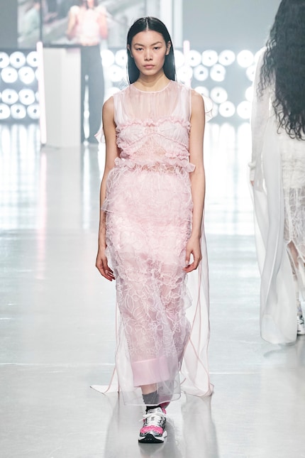Autunno/Inverno 23: un sogno da ballerina in rosa pallido.