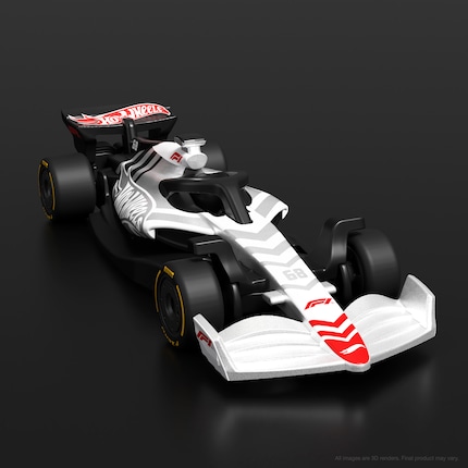 L'auto F1 bianca è un pezzo da collezione con una verniciatura speciale con scritte Hot Wheels.