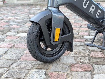 Manca una sospensione supplementare per gli pneumatici tubeless da 10 pollici.