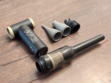 The Kica Jet Fan has a high-quality finish and comes with the right attachments depending on the version.
