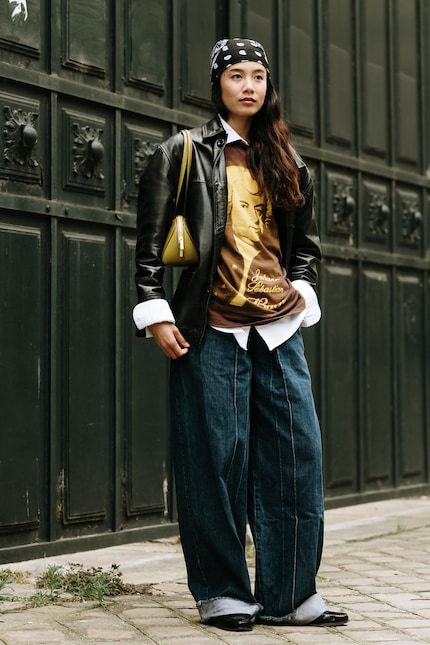 Auch in der Frauenmode sind baggy Looks heutzutage üblich.