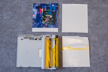 Per prima cosa la Kodak Mini 3 Retro non vuole proprio funzionare e devo inserire una seconda cassetta.