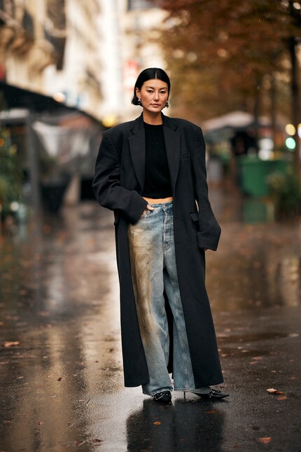 Se accostato correttamente, il dirty denim è comunque elegante.