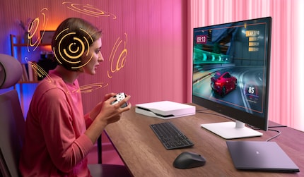 Il monitor di Dell padroneggia l'audio 3D e lo adatta alla posizione della testa.