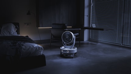 Here, the robot hoover is equipped with a fan.