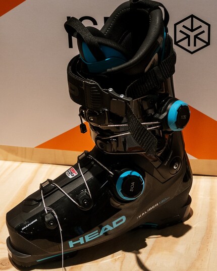 Der «Kaliber 130 MV GW BOA2» Skischuh von Head auf der ISPO München.