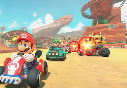 Gleich zwei Rempler: Im Vordergrund beharken sich Peach und Bowser, dahinter eventuell Donkey Kong und Daisy.