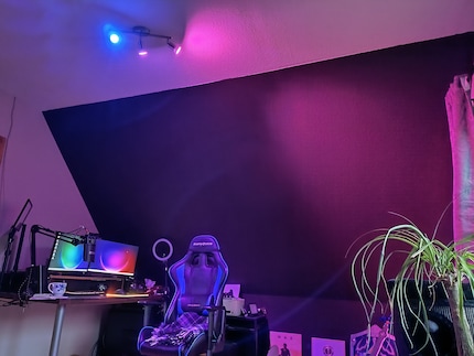 La pièce sera déjà colorée avec la triple illumination, mais je l'imaginais autrement.