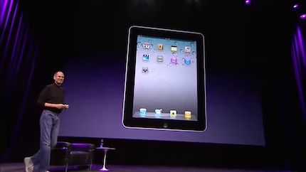 Auch das allererste iPad präsentierte Jobs voller Stolz.