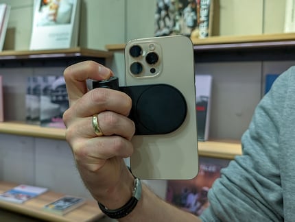 The Lux Grip works in portrait format.