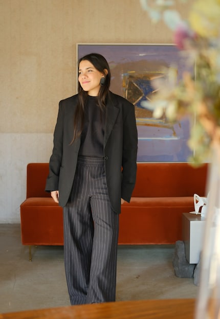 Paulina Reséndiz, Kuratorin und Designerin, gründete Basalto Collective im November 2023, um zeitgenössisches Design mit kulturellem Erbe und traditionellem Handwerk zu verbinden.