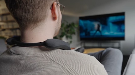 La musique était très audible pour les personnes qui m’entouraient. Le son de la télévision, en revanche, l’était nettement moins.