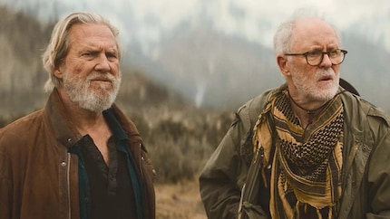 John Lithgow (rechts) neben Jeff Bridges (links) in «The Old Man».